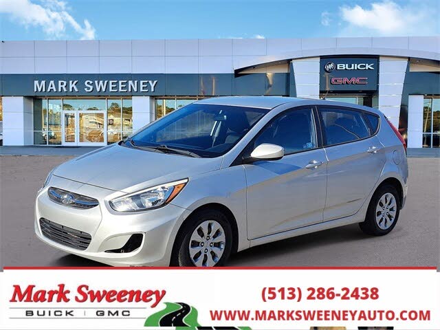 2015 Hyundai Accent GS 4-Door Hatchback FWD