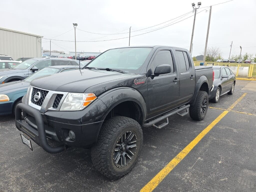 2019 Nissan Frontier SV V6 Crew Cab 4WD