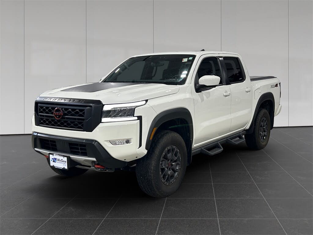 2022 Nissan Frontier PRO-4X Crew Cab 4WD