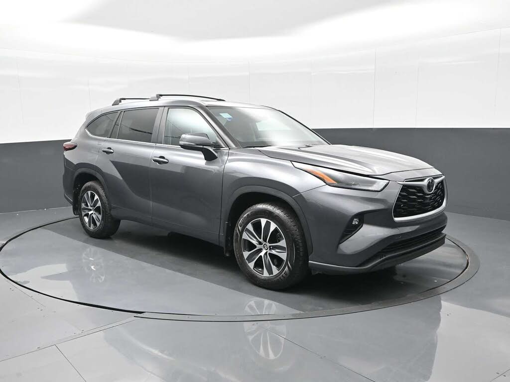 2024 Toyota Highlander XLE AWD