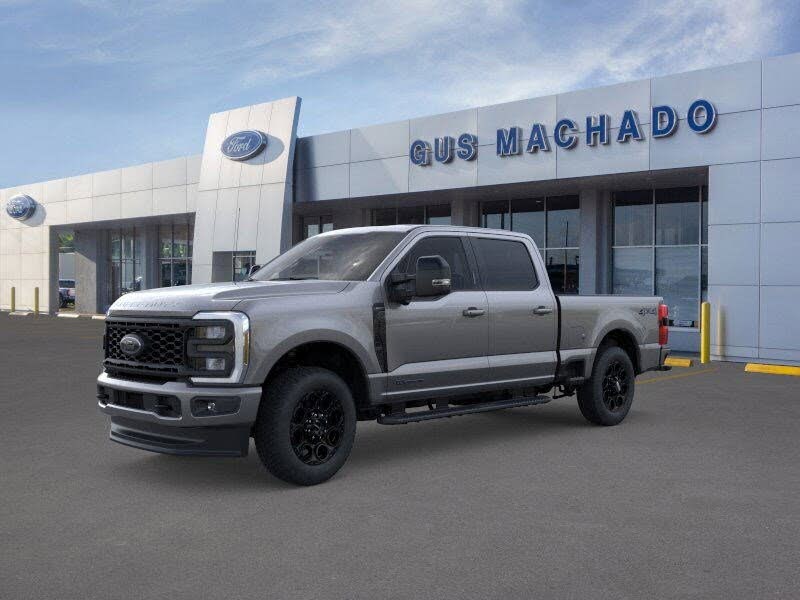 2025 Ford F-250 Super Duty Lariat Crew Cab 4WD