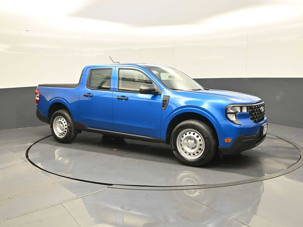 2025 Ford Maverick XL SuperCrew AWD