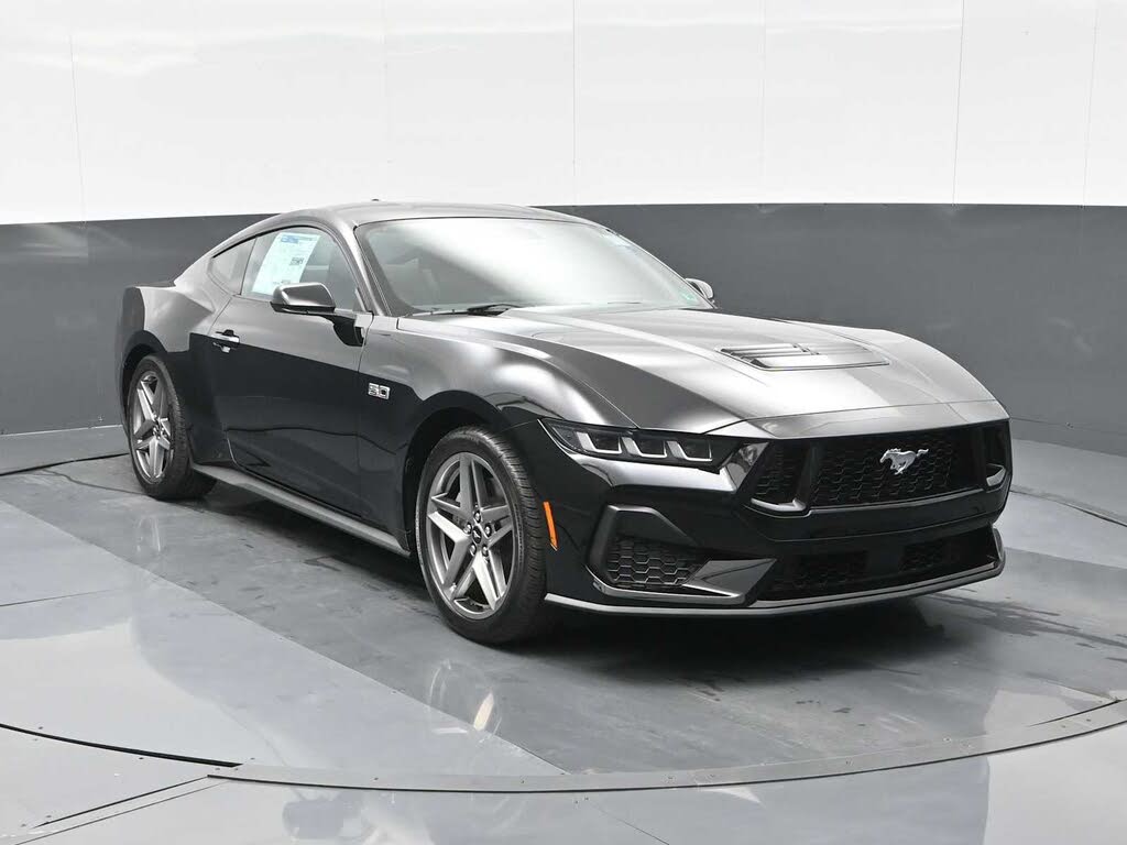 2025 Ford Mustang GT Fastback RWD