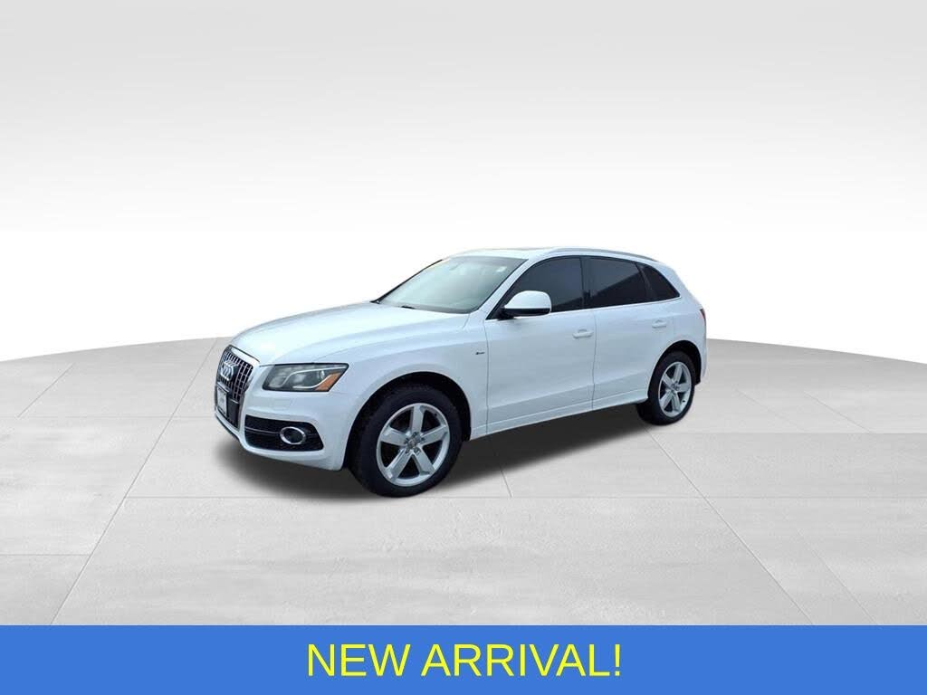 2012 Audi Q5 3.2 quattro Premium Plus