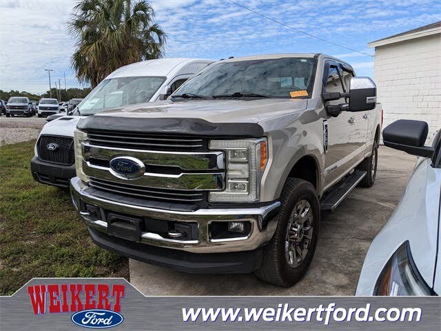 2017 Ford F-250 Super Duty Lariat Crew Cab 4WD
