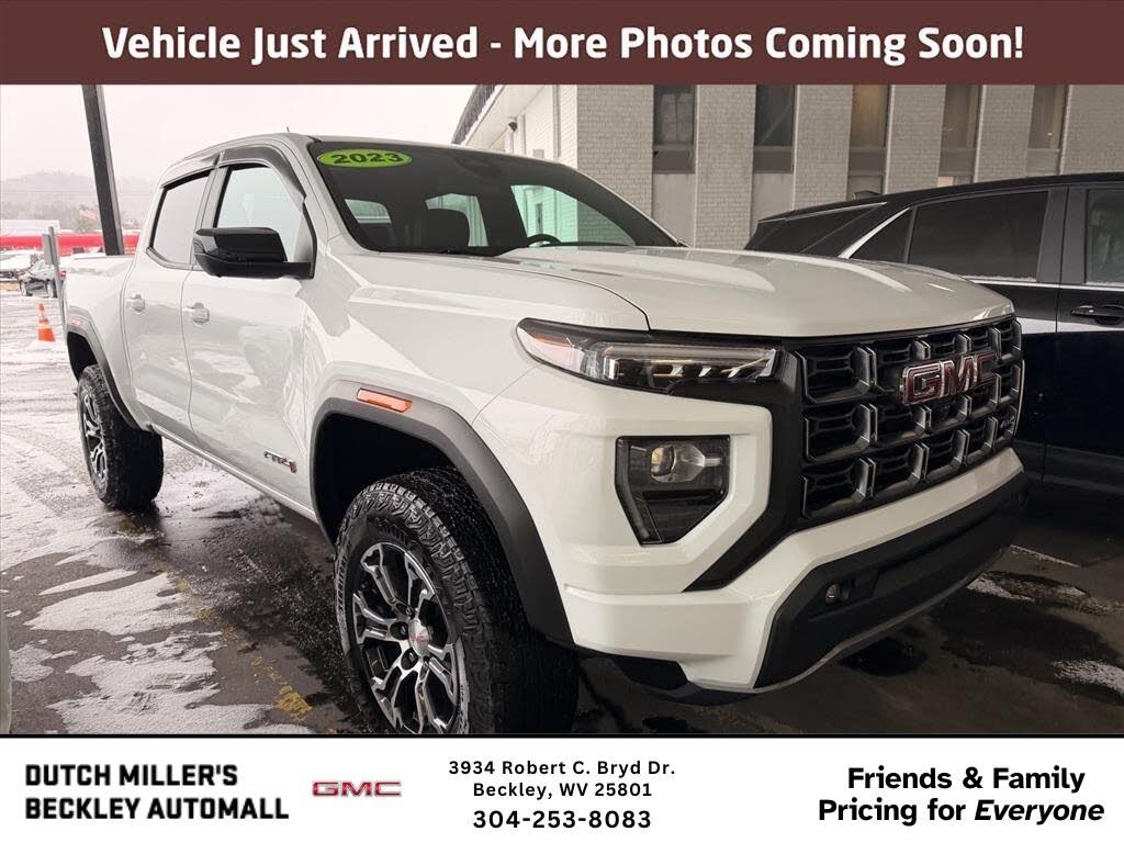 2023 GMC Canyon AT4 Crew Cab 4WD