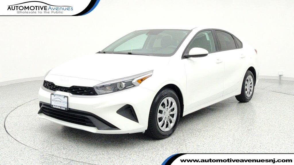 2023 Kia Forte LX FWD