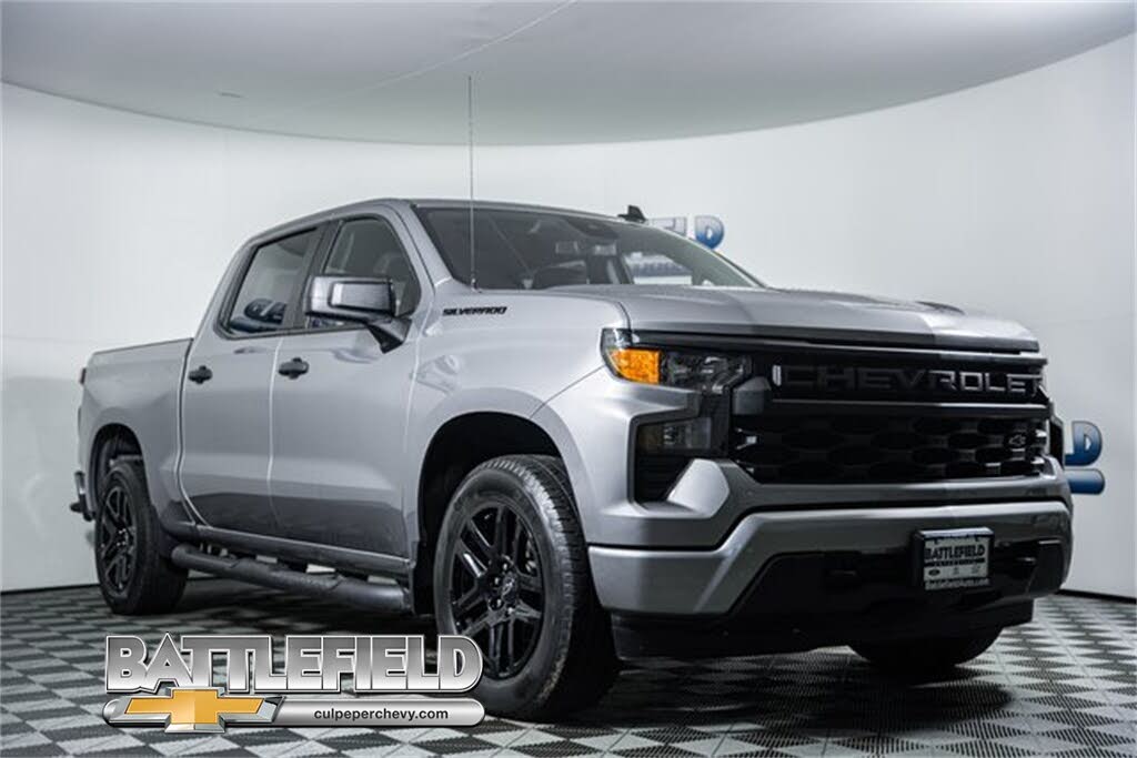 2024 Chevrolet Silverado 1500 Custom Crew Cab 4WD
