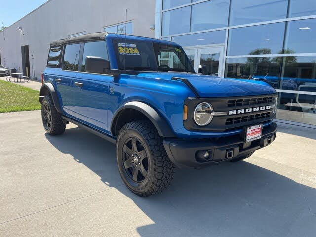 2024 Ford Bronco Black Diamond 4-Door 4WD