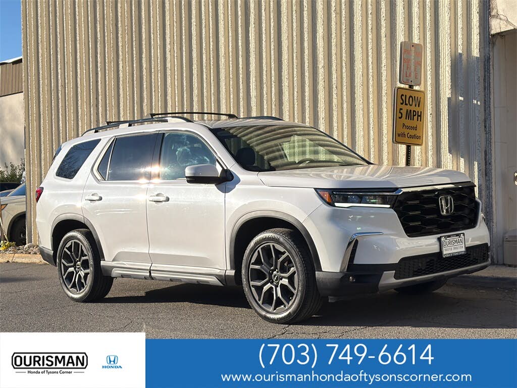 2024 Honda Pilot Touring AWD