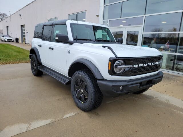 2025 Ford Bronco Outer Banks 4-Door 4WD