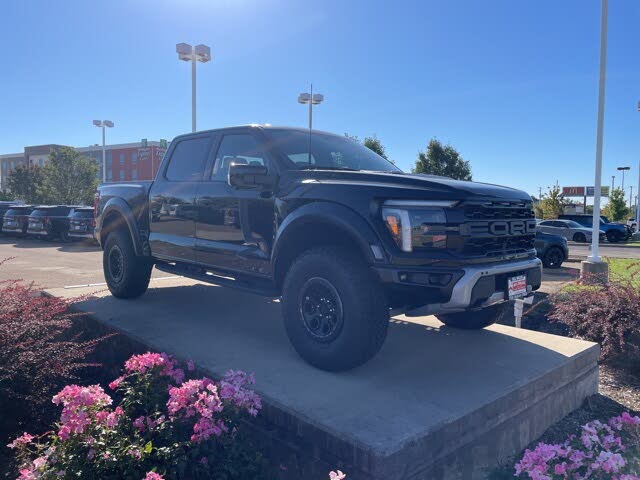 2025 Ford F-150 Raptor SuperCrew 4WD