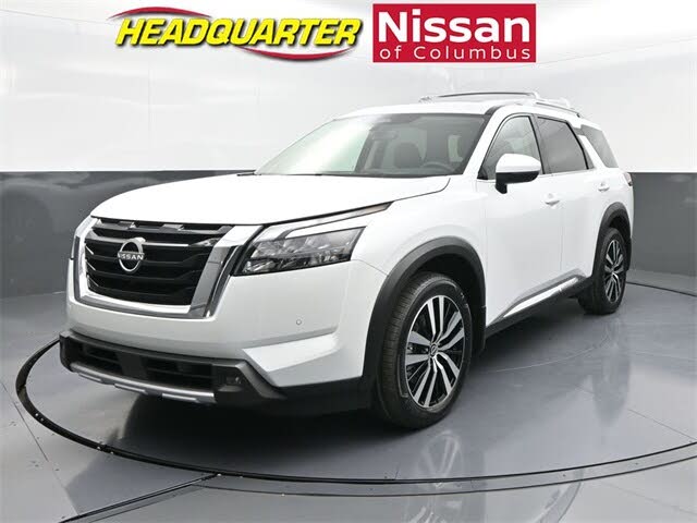 2025 Nissan Pathfinder Platinum FWD