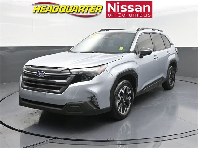 2025 Subaru Forester Premium Crossover AWD