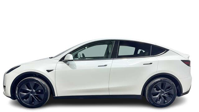 2025 Tesla Model Y Long Range RWD