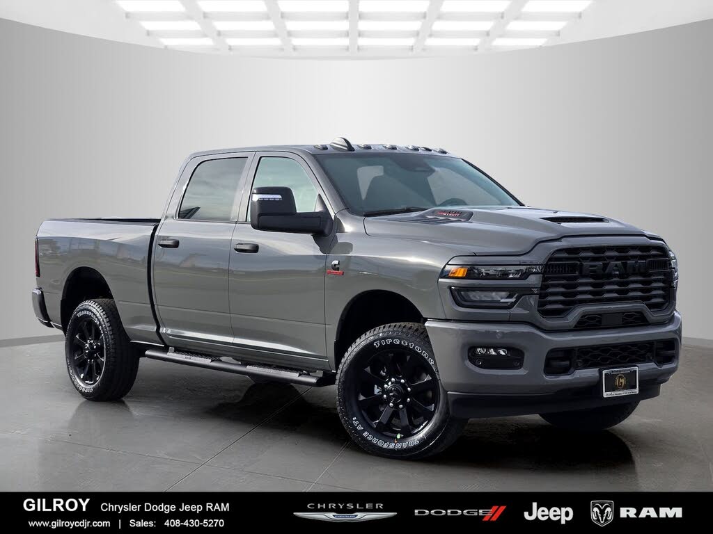 2026 RAM 2500 Tradesman Crew Cab 4WD