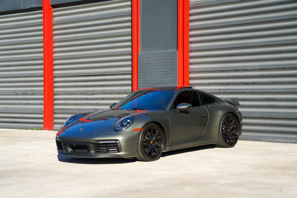 2024 Porsche 911 Carrera S Coupe RWD