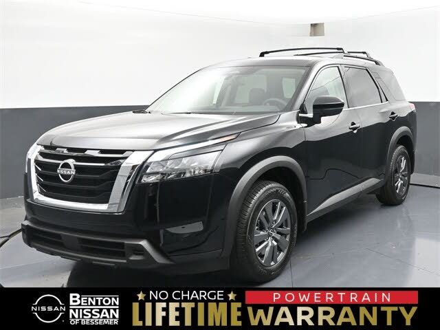 2025 Nissan Pathfinder SV FWD