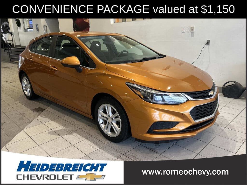 2017 Chevrolet Cruze LT Hatchback FWD