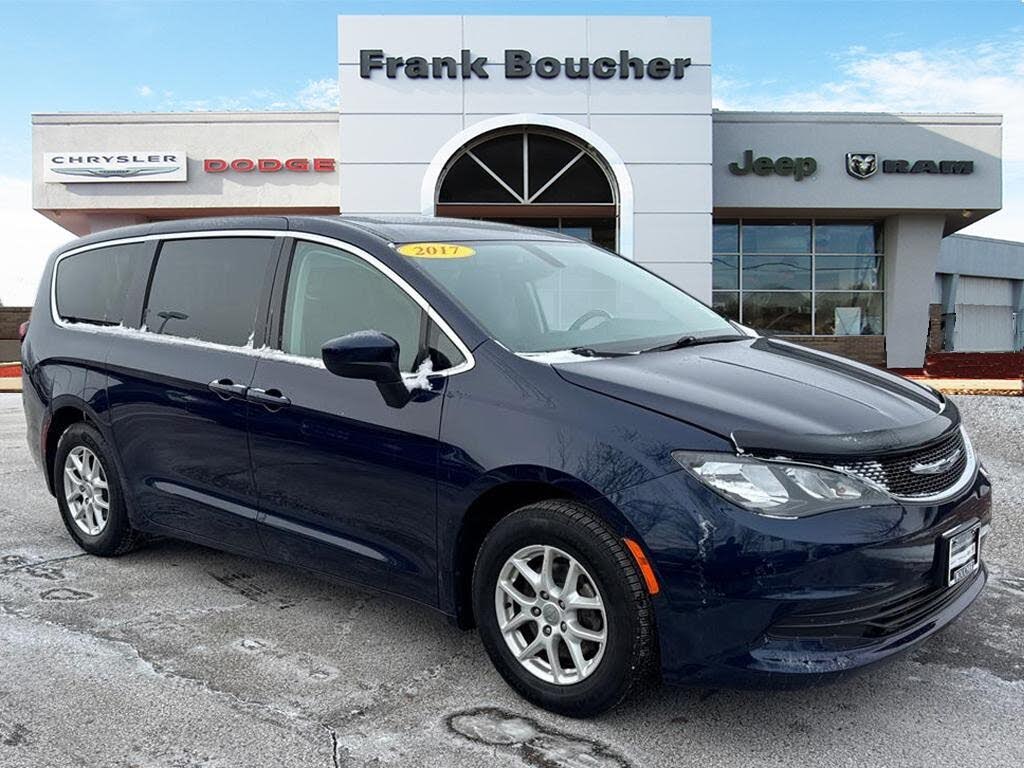 2017 Chrysler Pacifica Touring FWD