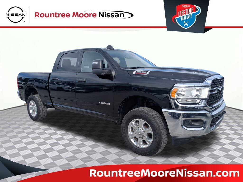 2024 RAM 2500 Big Horn Crew Cab 4WD