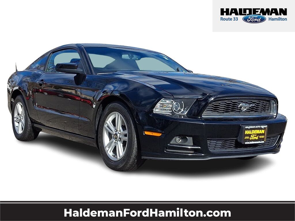 2014 Ford Mustang V6 Coupe RWD