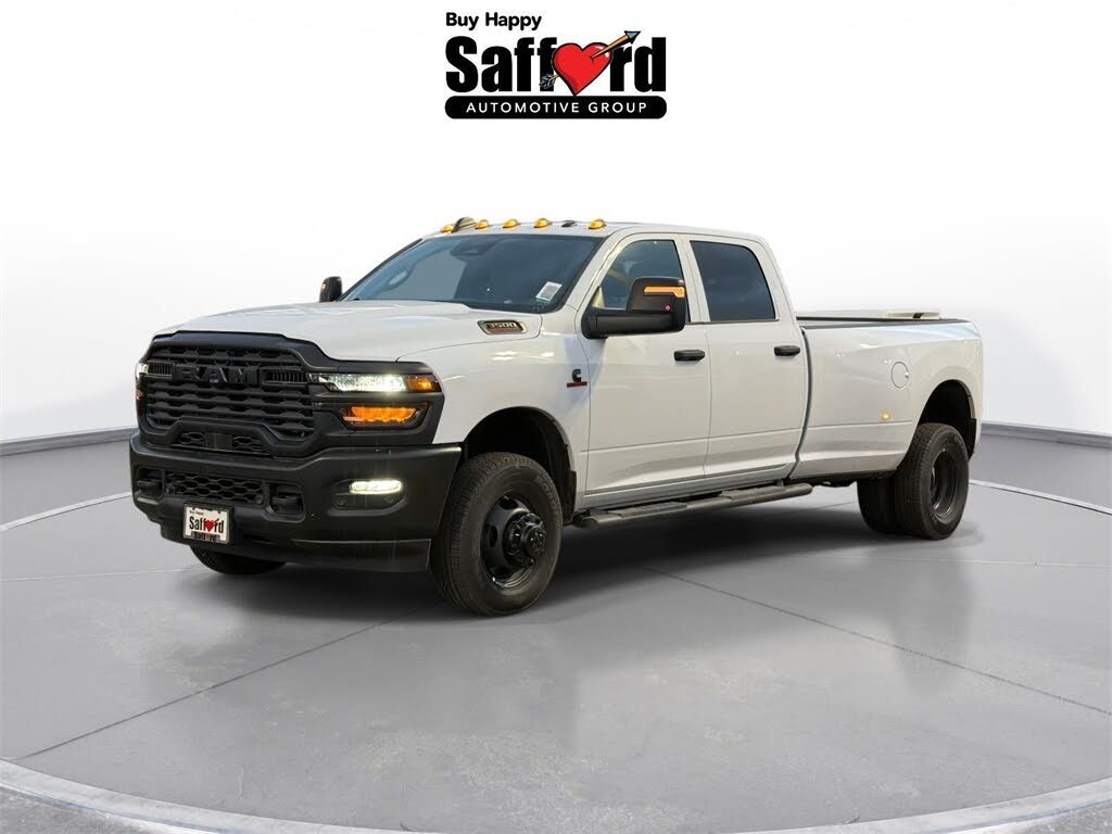 2026 RAM 3500 Tradesman Crew Cab LB DRW 4WD