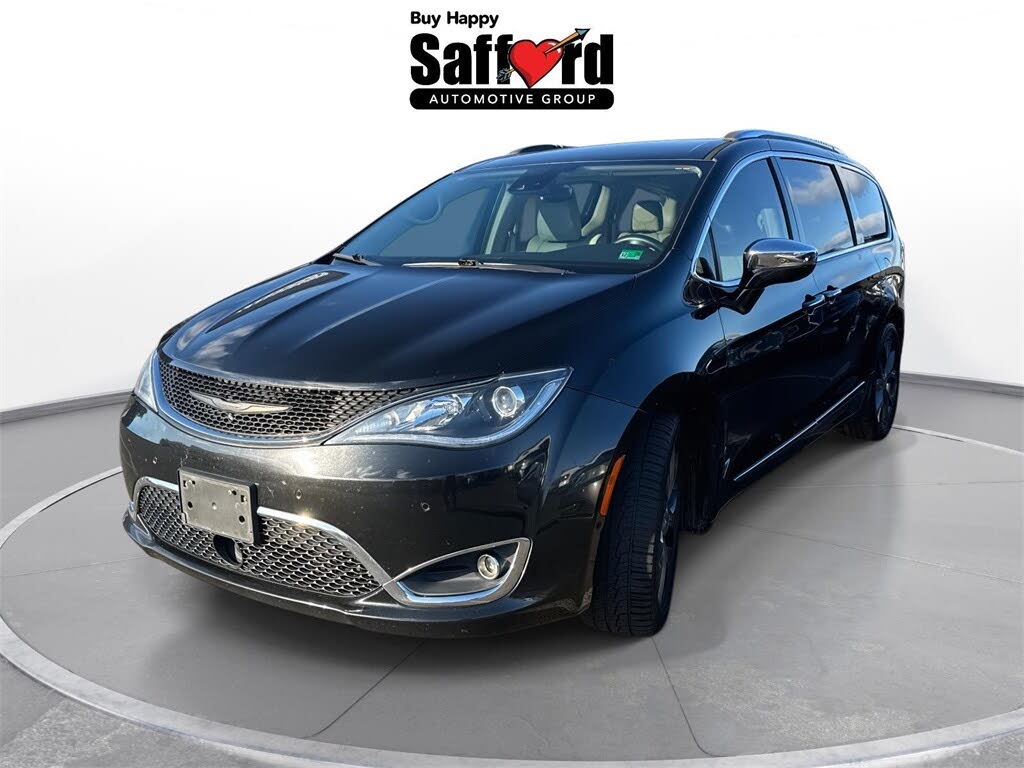 2018 Chrysler Pacifica Limited FWD