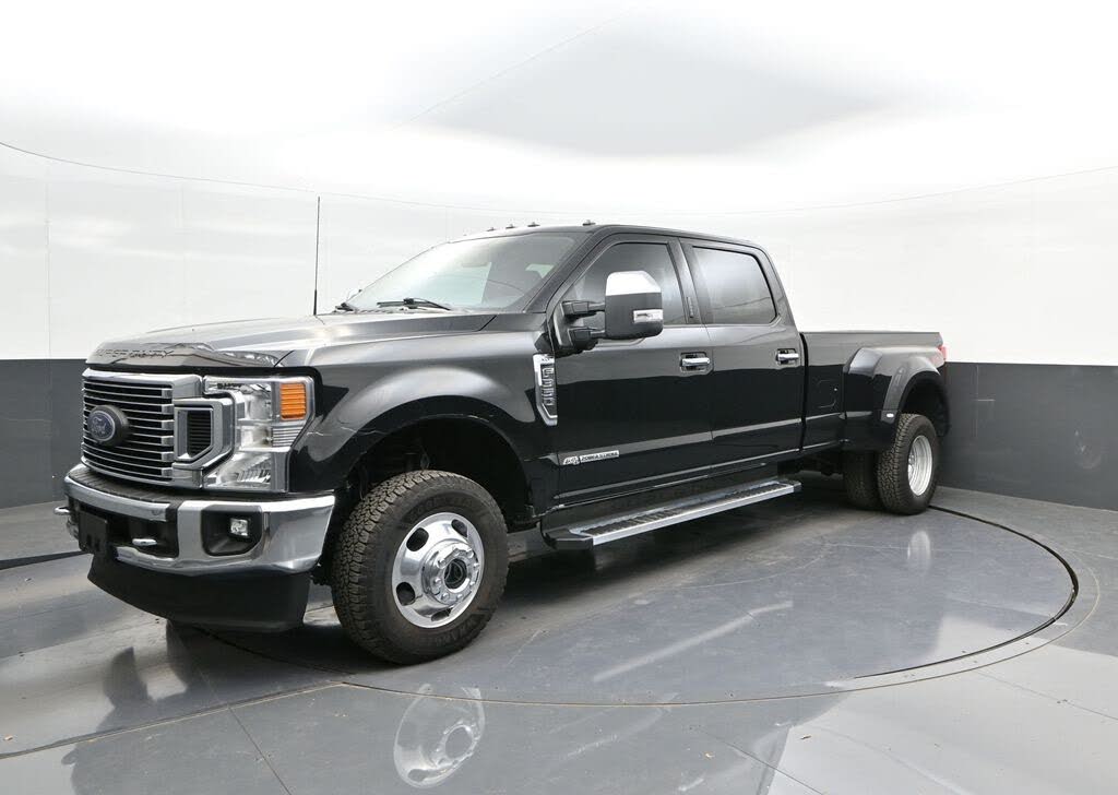 2022 Ford F-350 Super Duty XLT Crew Cab LB DRW 4WD