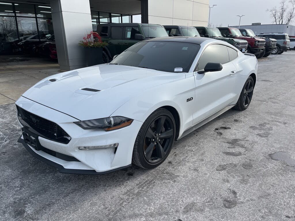 2022 Ford Mustang GT Premium Fastback RWD