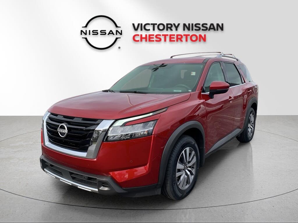 2023 Nissan Pathfinder SL 4WD