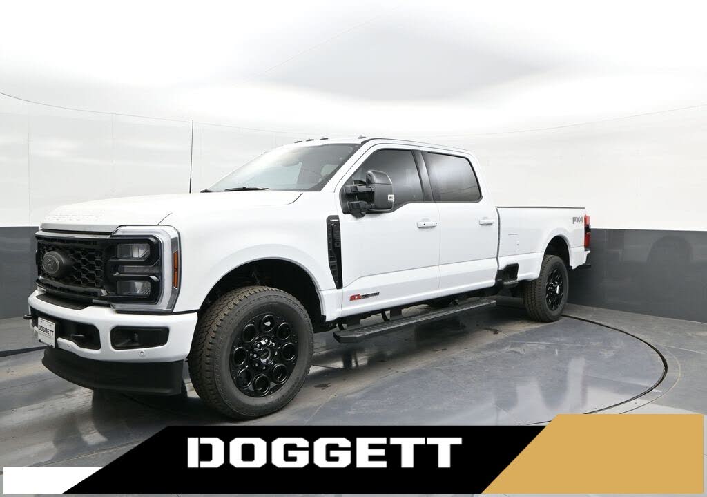 2025 Ford F-350 Super Duty Lariat Crew Cab 4WD