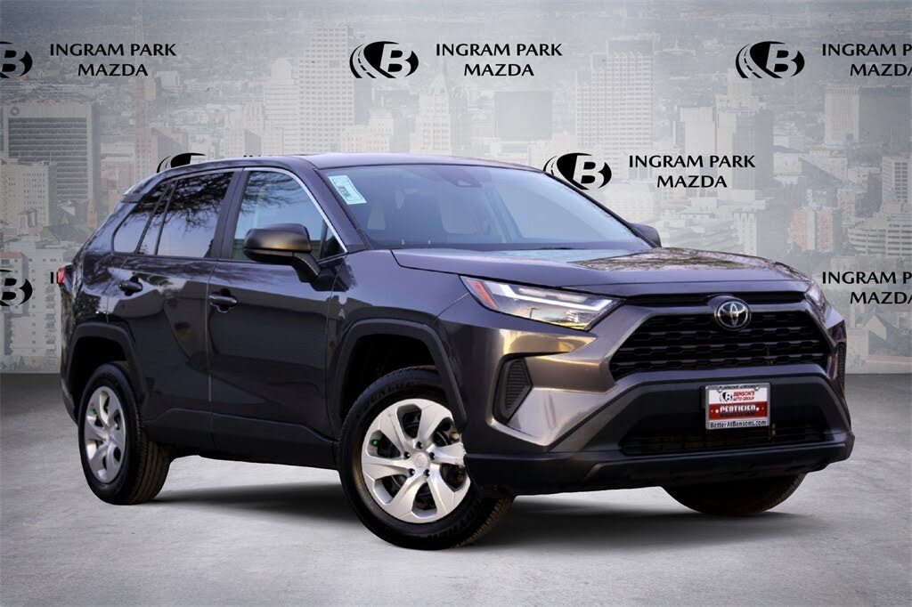 2025 Toyota RAV4 LE AWD
