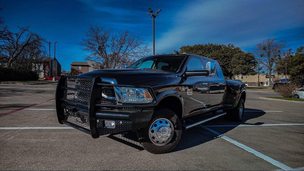 2018 RAM 3500 Laramie Longhorn Mega Cab DRW 4WD
