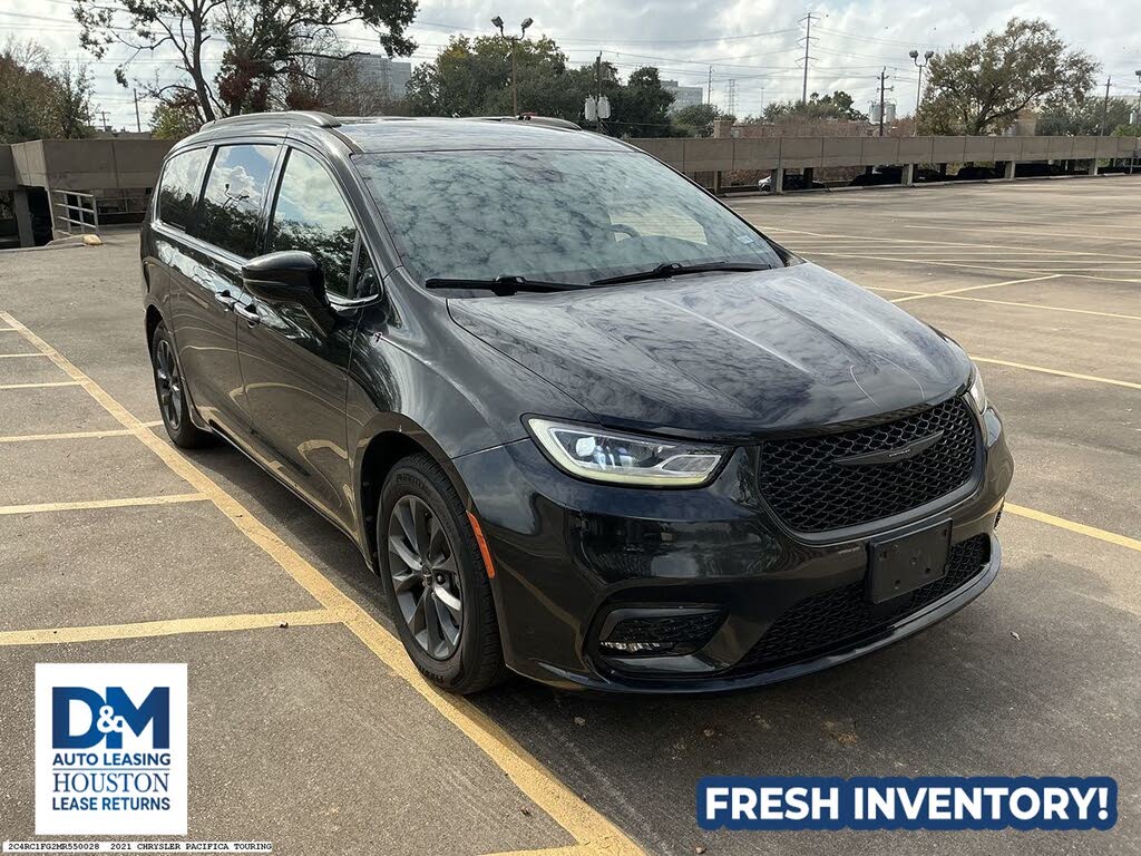 2021 Chrysler Pacifica Touring FWD