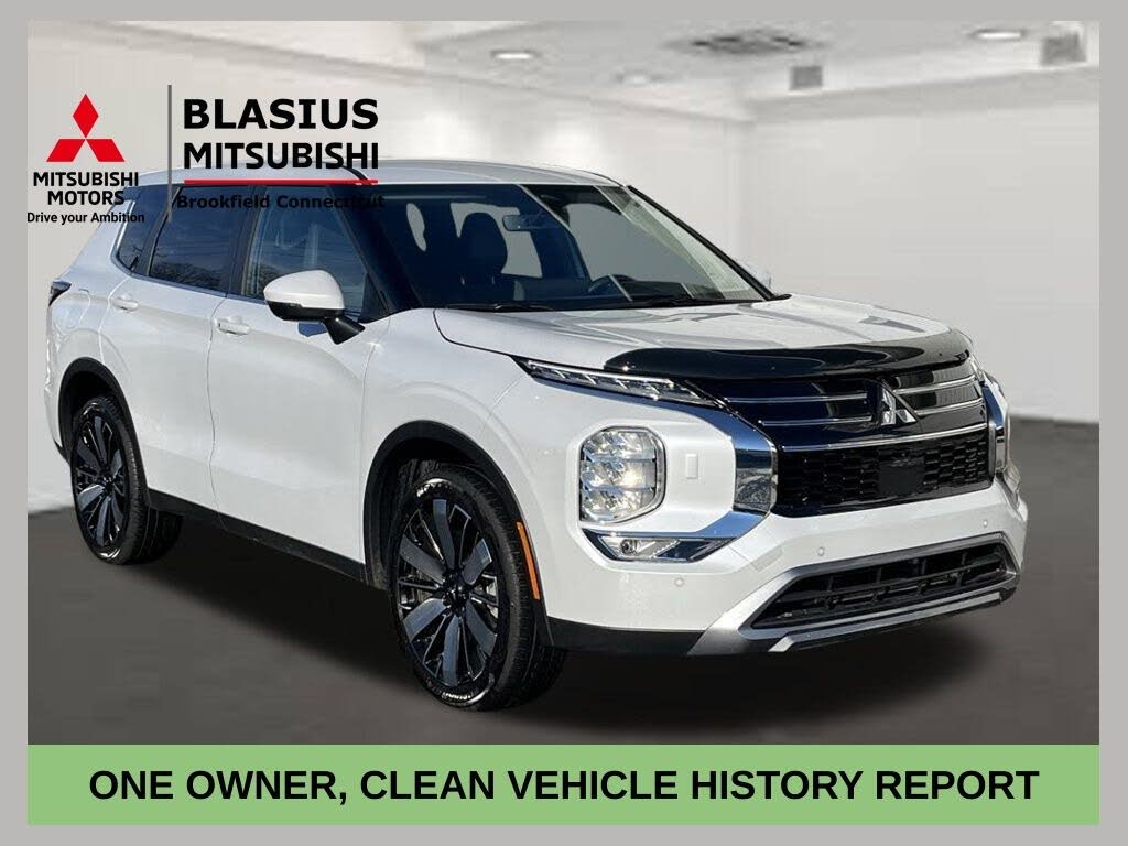 2025 Mitsubishi Outlander SE FWD