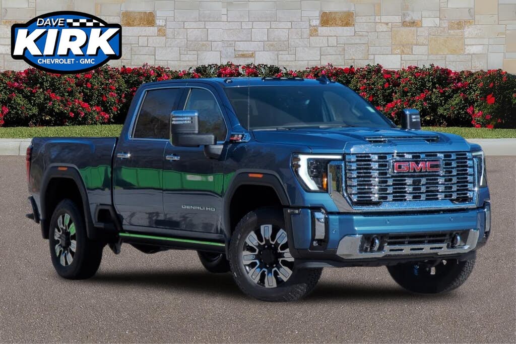 2026 GMC Sierra 2500HD Denali Crew Cab 4WD