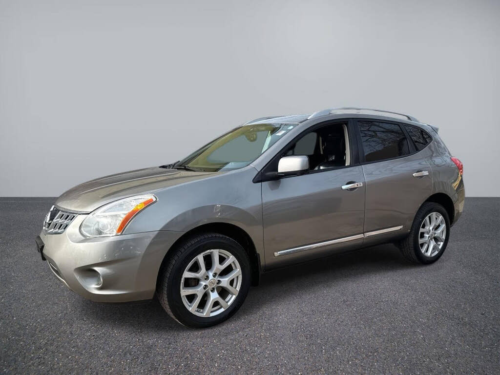 2013 Nissan Rogue SV with SL AWD