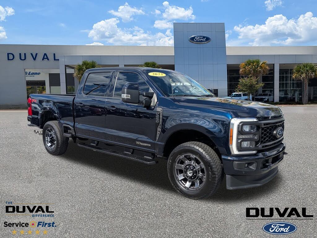 2023 Ford F-250 Super Duty Lariat Crew Cab 4WD