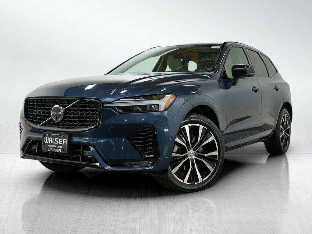 2024 Volvo XC60 B5 Plus Dark Theme AWD