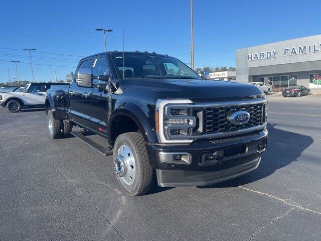 2026 Ford F-450 Super Duty Platinum Crew Cab LB DRW 4WD