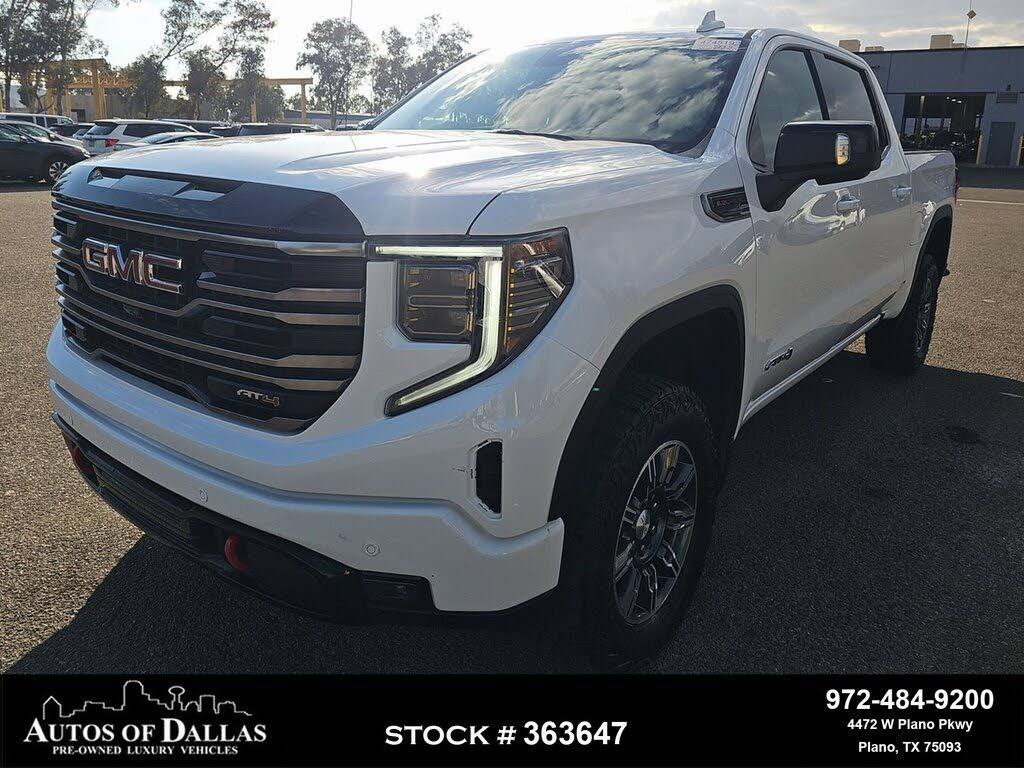 2025 GMC Sierra 1500 AT4 Crew Cab 4WD