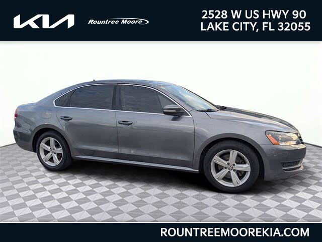 2013 Volkswagen Passat SE