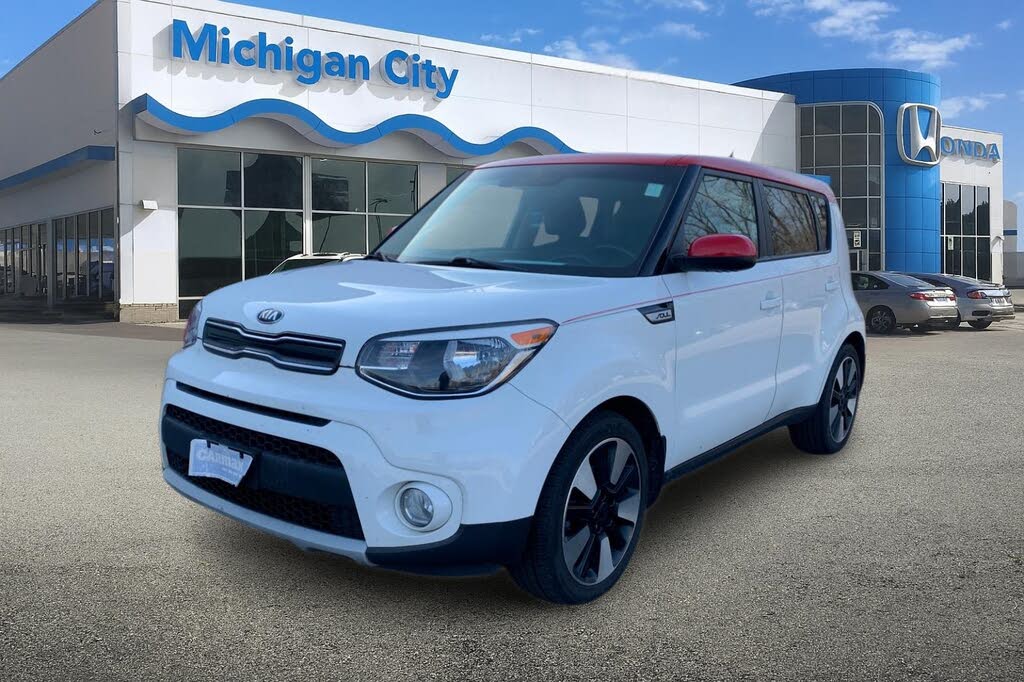 2019 Kia Soul + FWD