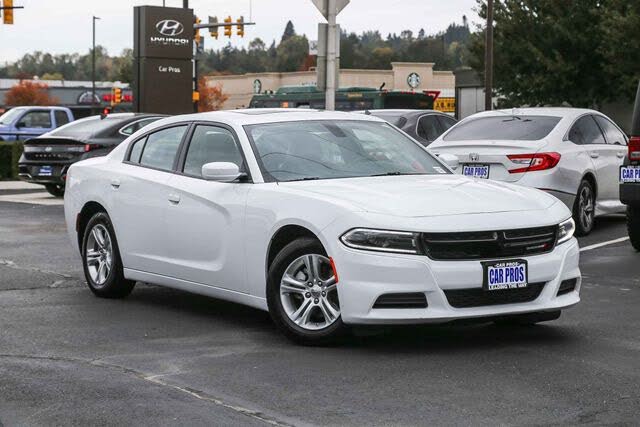 2022 Dodge Charger SXT RWD