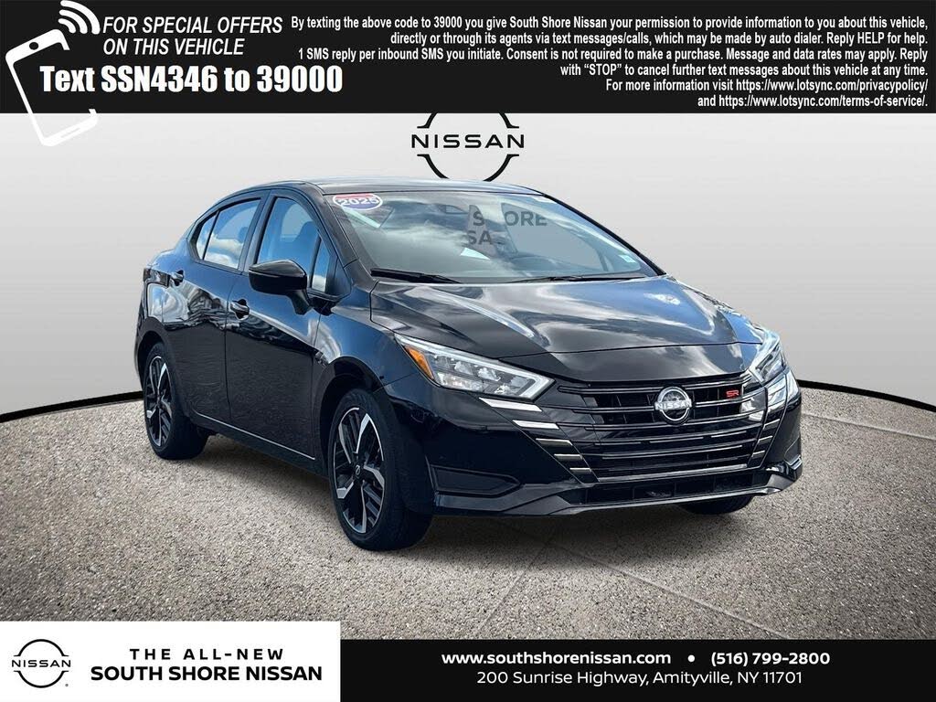 2025 Nissan Versa SR FWD