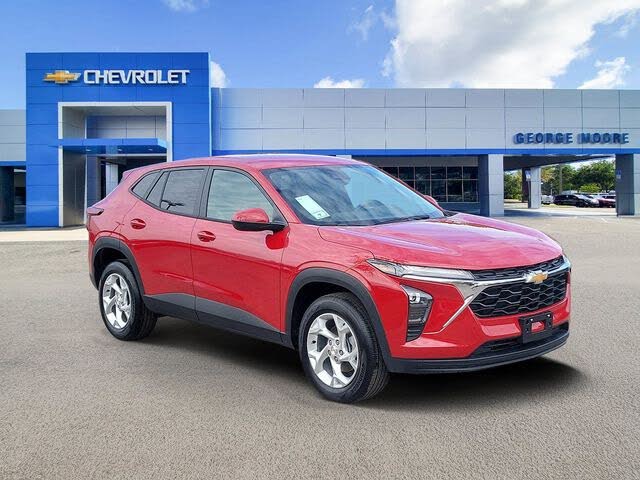 2026 Chevrolet Trax LS FWD