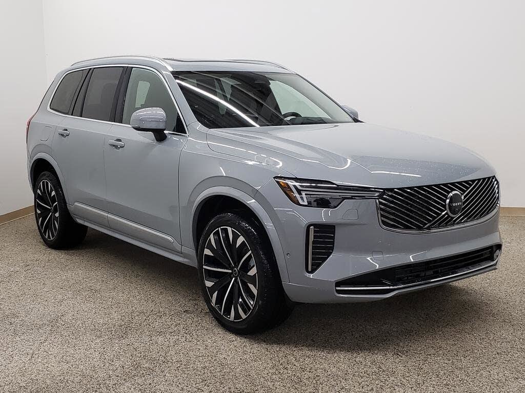 2026 Volvo XC90 B6 Ultra 7-Passenger AWD