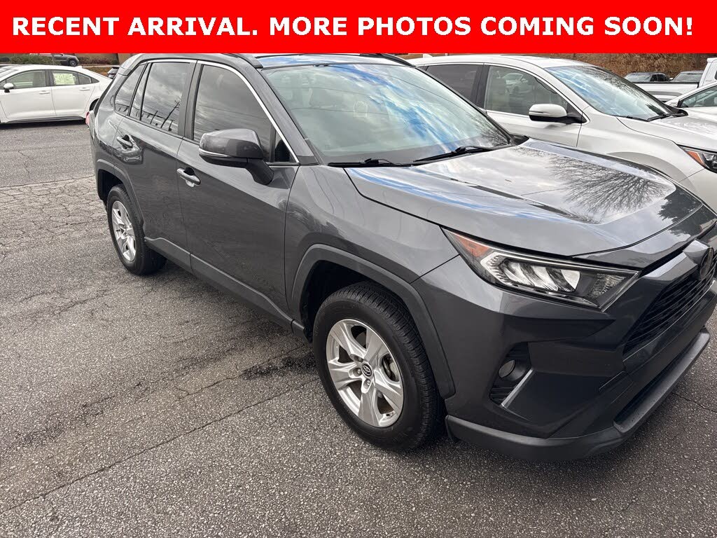 2019 Toyota RAV4 XLE FWD