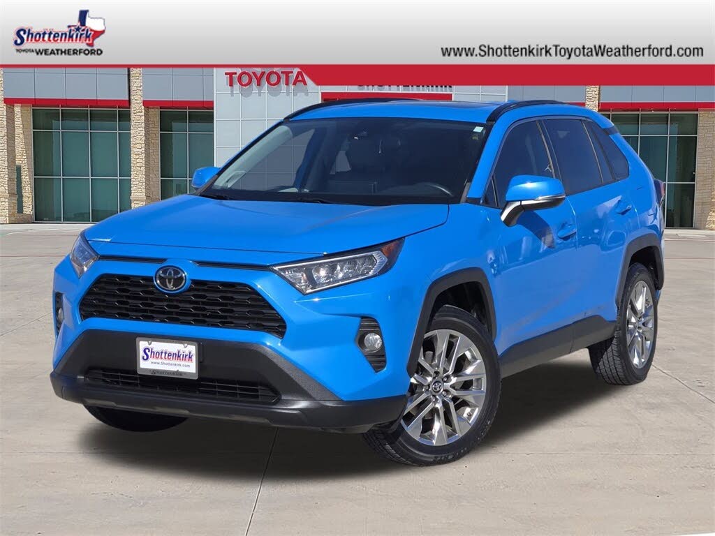 2019 Toyota RAV4 XLE Premium FWD